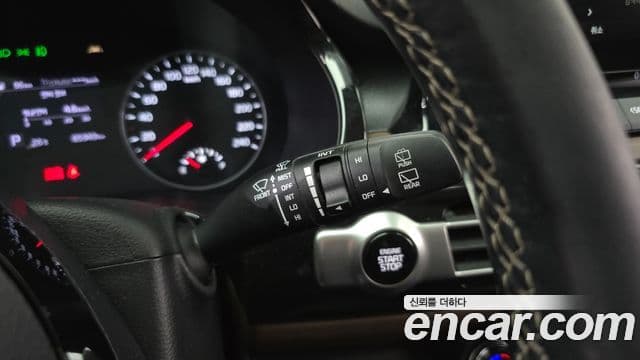 Kia Seltos 2021 — ფოტო 15/31