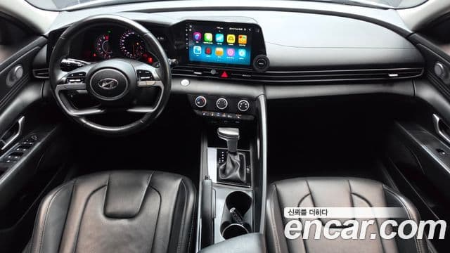 Hyundai The New Avante Hybrid 2020 — Photo 14/20