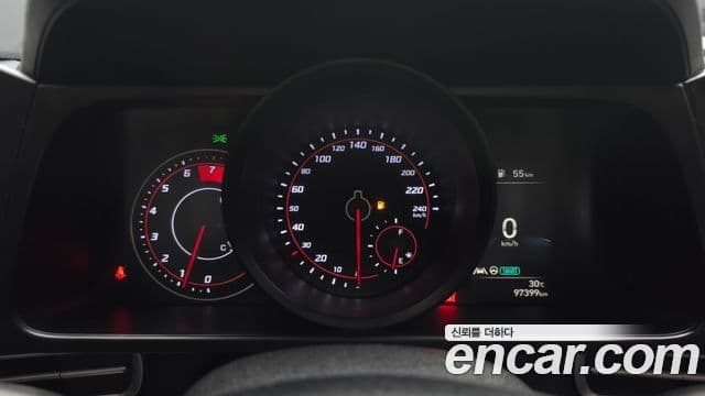 Hyundai The New Avante Hybrid 2020 — Photo 2/20