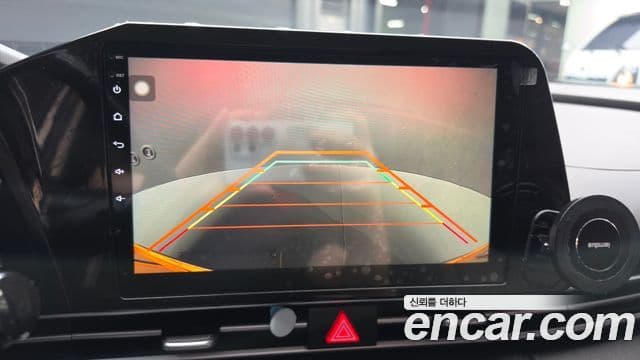 Hyundai The New Avante Hybrid 2020 — Photo 16/20