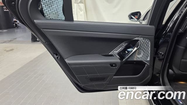 BMW 7 Series 2026 — Photo 16/40