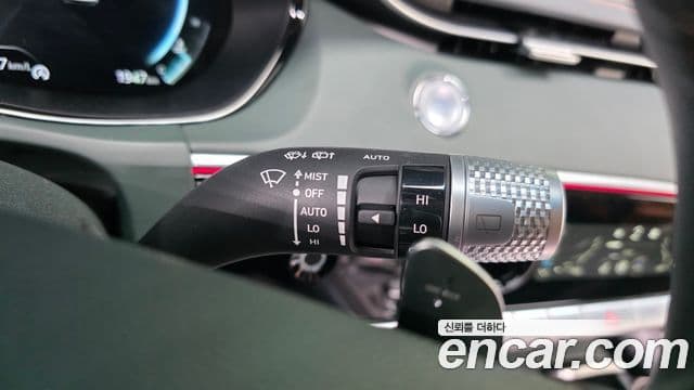 Genesis GV70 2022 — ფოტო 22/36