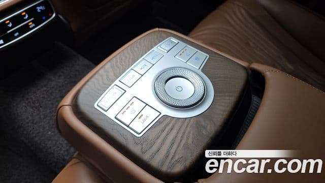 Genesis G80 2021 — Şəkil 9/33