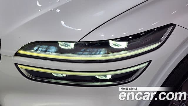 Genesis GV70 2021 — Photo 10/33