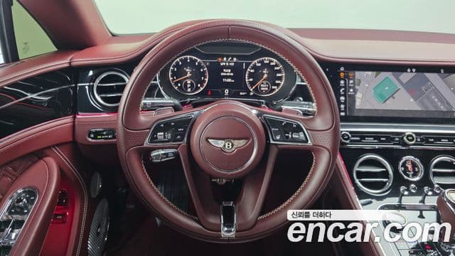 Bentley Continental GT 2020 — Фото 13/20