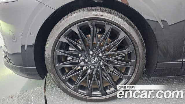 Hyundai Grandeur Hybrid 2024 — Photo 18/36