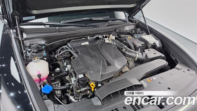 Hyundai Grandeur Hybrid 2024 — Photo 10/36