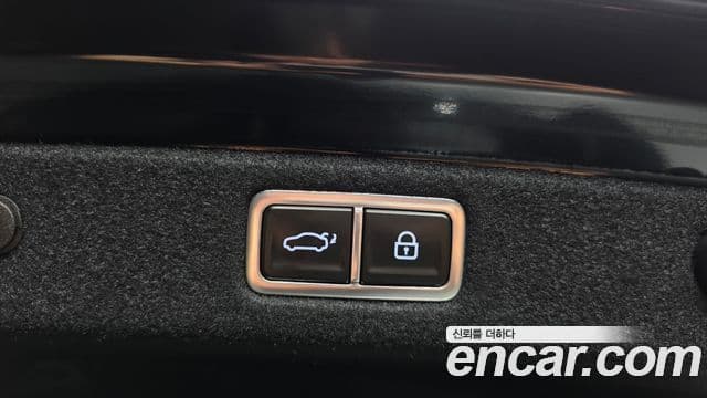 Hyundai Grandeur Hybrid 2024 — Photo 23/36