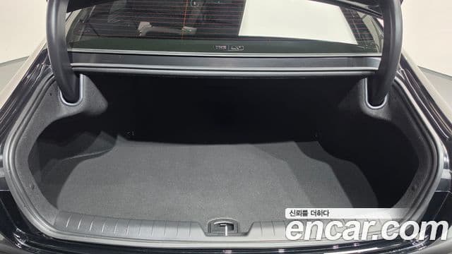 Hyundai Grandeur Hybrid 2024 — Photo 33/36