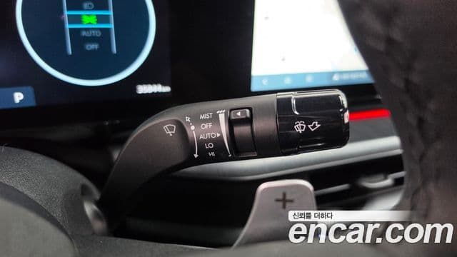 Hyundai Grandeur Hybrid 2024 — Photo 11/36