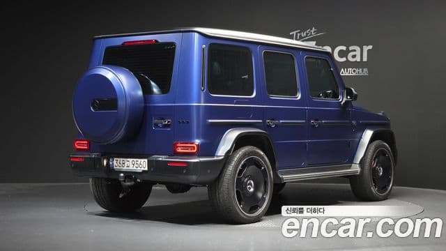 Mercedes-Benz G-Class 2023 — Photo 23/33
