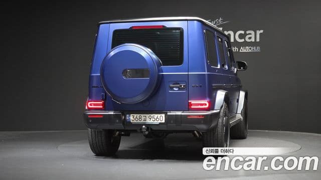 Mercedes-Benz G-Class 2023 — Photo 24/33