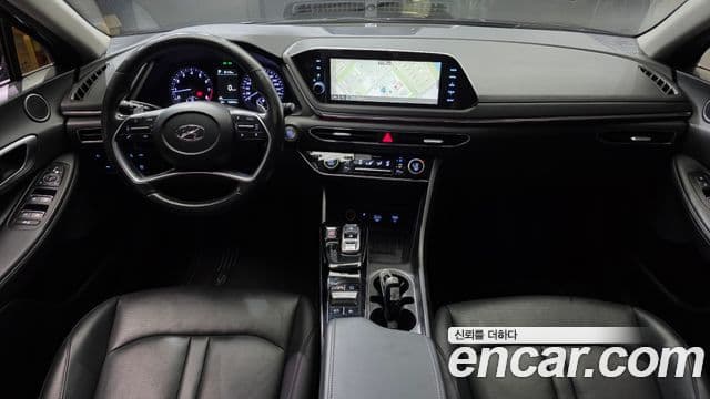 Hyundai Sonata Hybrid 2021 — Photo 10/20
