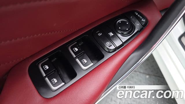 Kia Stinger Meister 2022 — Photo 16/39