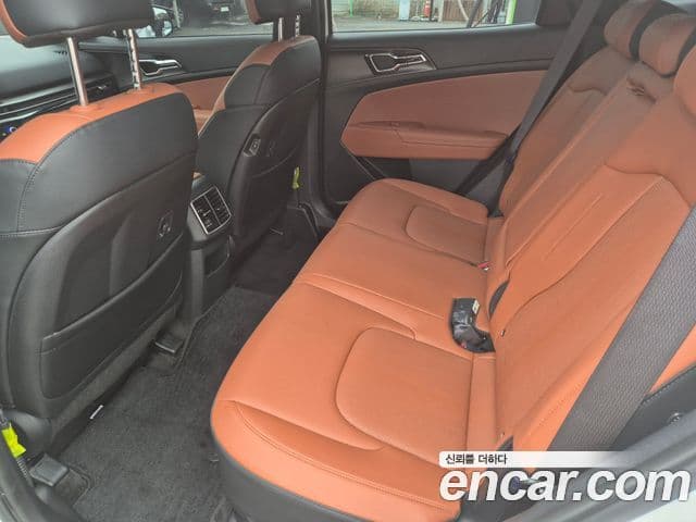 Kia Sportage 2025 — Фото 13/17