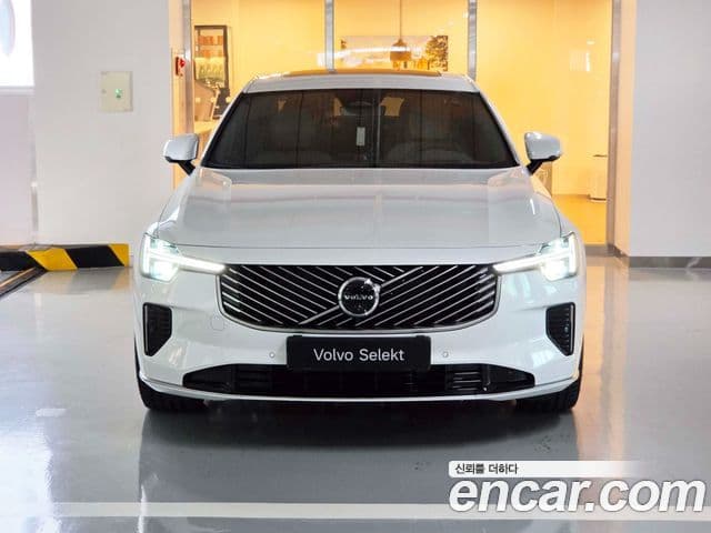 Volvo S90 2026 — ფოტო 8/20