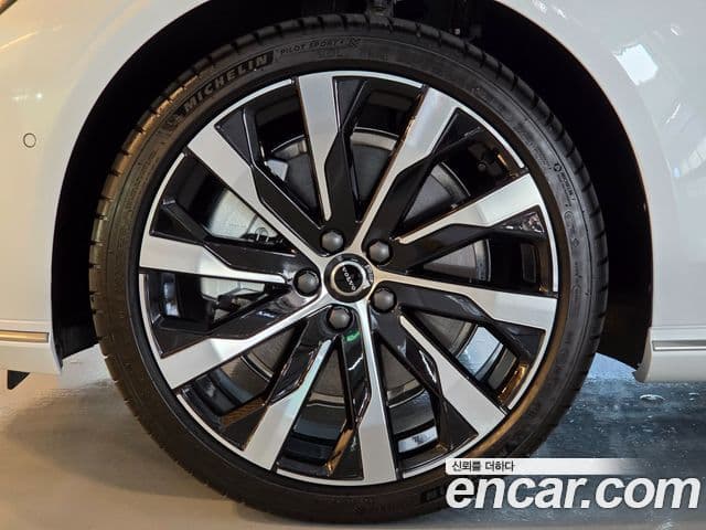 Volvo S90 2026 — Şəkil 15/20