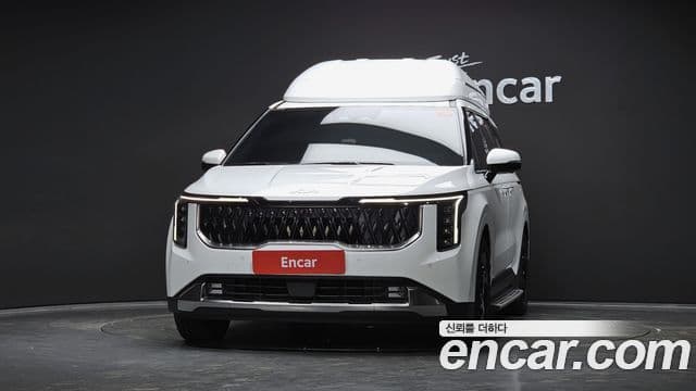 Kia Carnival 2024 — Şəkil 7/20