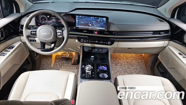 Kia Carnival 2024 — Şəkil 8/20