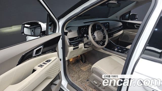 Kia Carnival 2024 — Şəkil 11/20