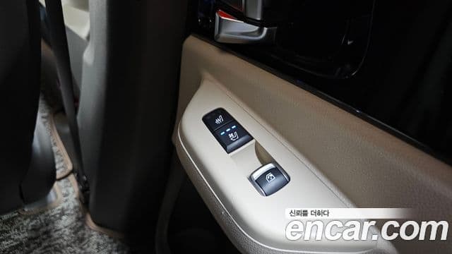 Kia Carnival 2024 — Şəkil 15/20