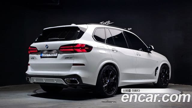 BMW X5 2025 — Photo 12/30