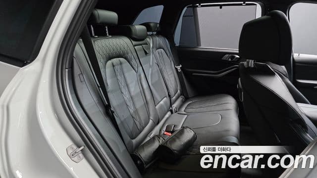 BMW X5 2025 — Photo 24/30