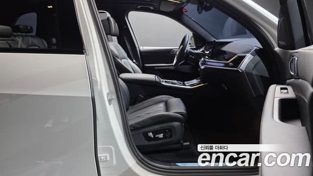 BMW X5 2025 — Photo 7/30