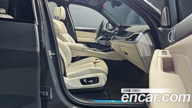 BMW X5 2024 — Photo 28/35