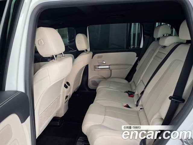 Mercedes-Benz EQB 2025 — ფოტო 16/20