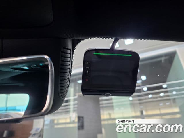 Mercedes-Benz EQB 2025 — ფოტო 6/20