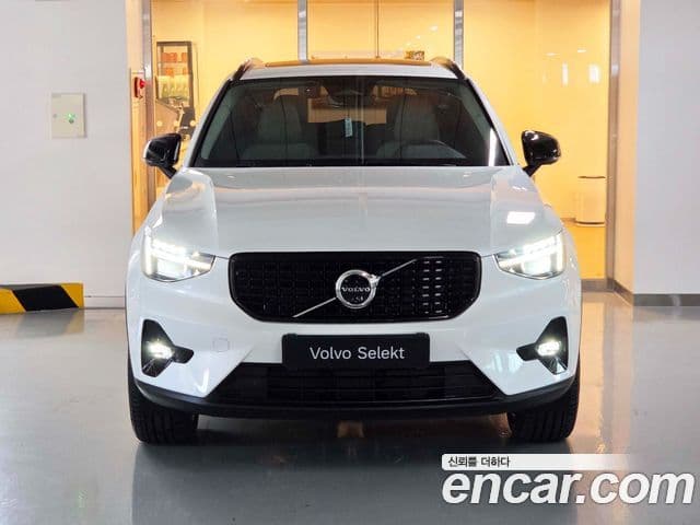 Volvo XC40 2026 — Photo 15/20