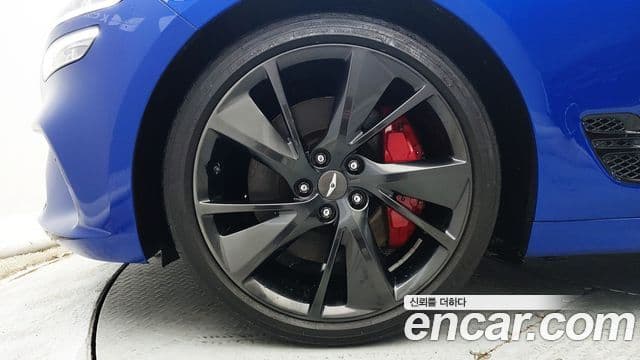 Genesis G70 2021 — ფოტო 2/20