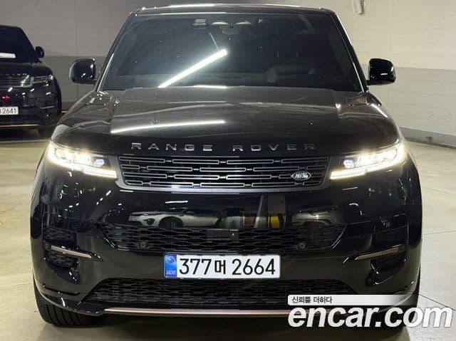 Land Rover Range Rover Sport 2026 — Фото 1/20