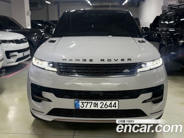 Land Rover Range Rover Sport 2026 — Фото 3/19