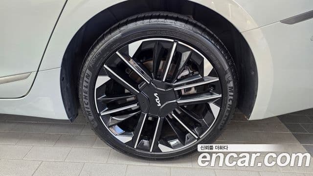 Kia K8 2024 — ფოტო 3/35