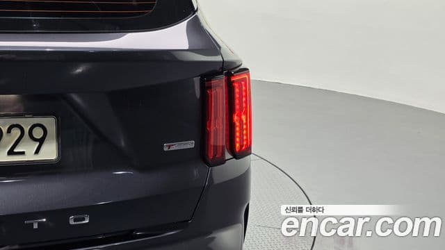 Kia Sorento 2021 — Şəkil 4/32