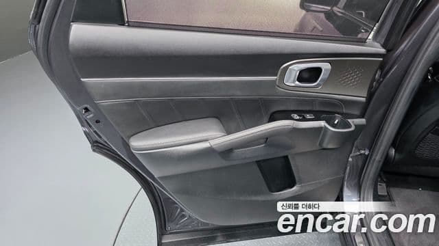 Kia Sorento 2021 — Şəkil 7/32