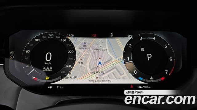 Land Rover Range Rover Sport 2023 — Фото 8/20