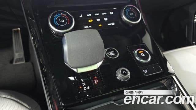 Land Rover Range Rover Sport 2023 — Фото 9/20