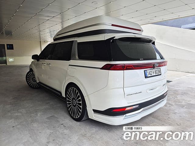 Kia Carnival 2021 — Фото 2/20