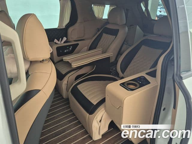 Kia Carnival 2021 — Фото 7/20