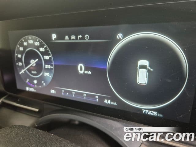 Kia Carnival 2021 — Фото 19/20