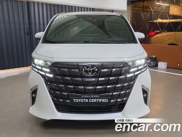 Toyota Alphard 2025 — Фото 1/20