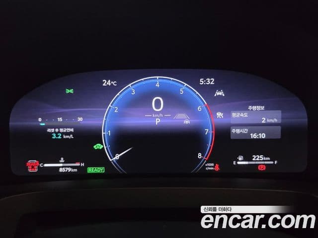 Toyota Alphard 2025 — Фото 15/20