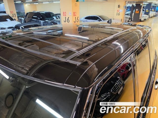 Land Rover Range Rover 2019 — ფოტო 16/20