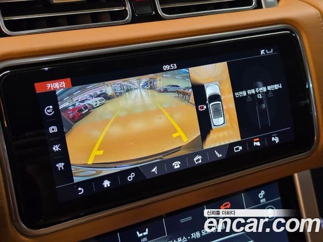 Land Rover Range Rover 2019 — ფოტო 17/20
