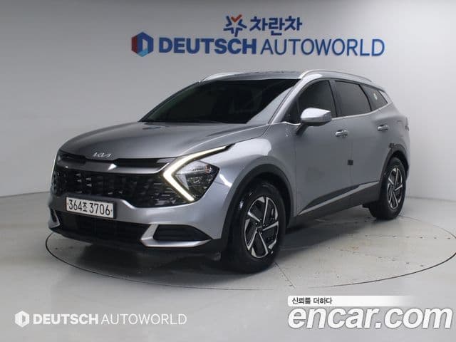 Kia Sportage 2023 — Фото 1/20