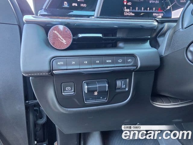 Cadillac Escalade 2021 — ფოტო 5/20