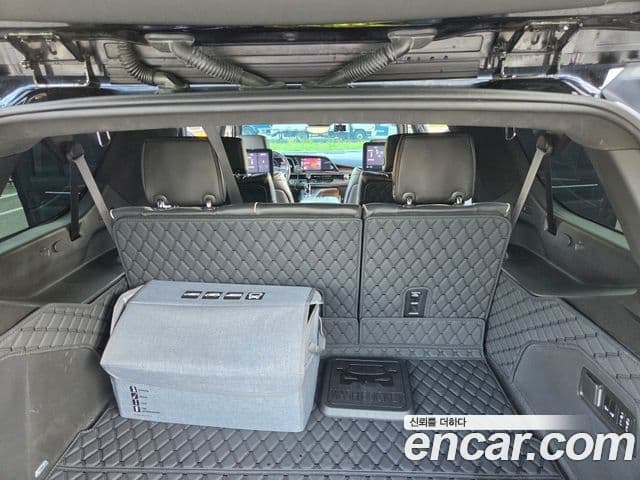 Cadillac Escalade 2021 — ფოტო 4/20